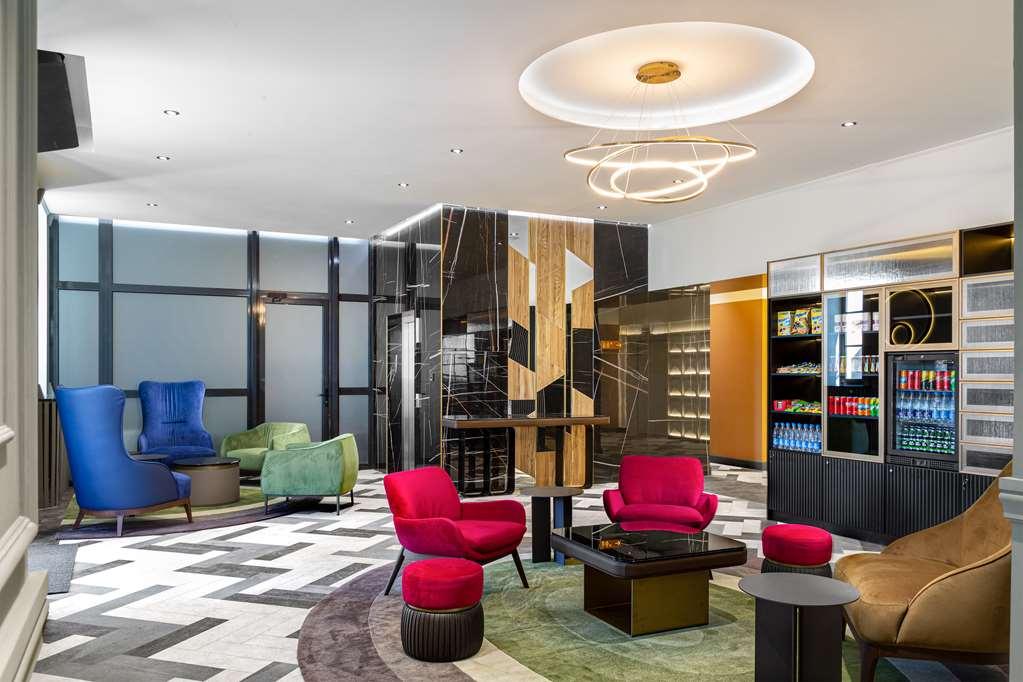 Hotel The Basilian Minsk, Curio Collection By Hilton Intérieur photo