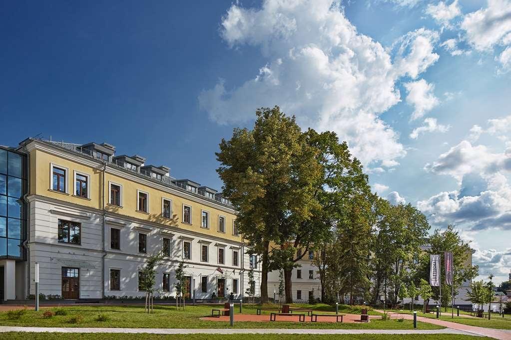 Hotel The Basilian Minsk, Curio Collection By Hilton Extérieur photo